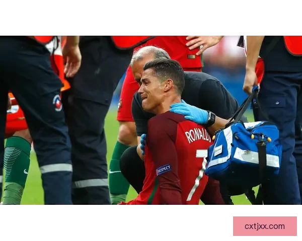 足球c罗精彩进球视频，带你领略球王级别的极致破门瞬间！ 